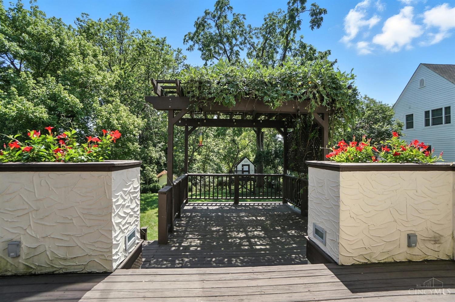 1338 Suncrest Drive