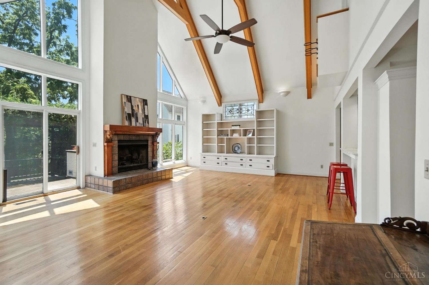 1338 Suncrest Drive