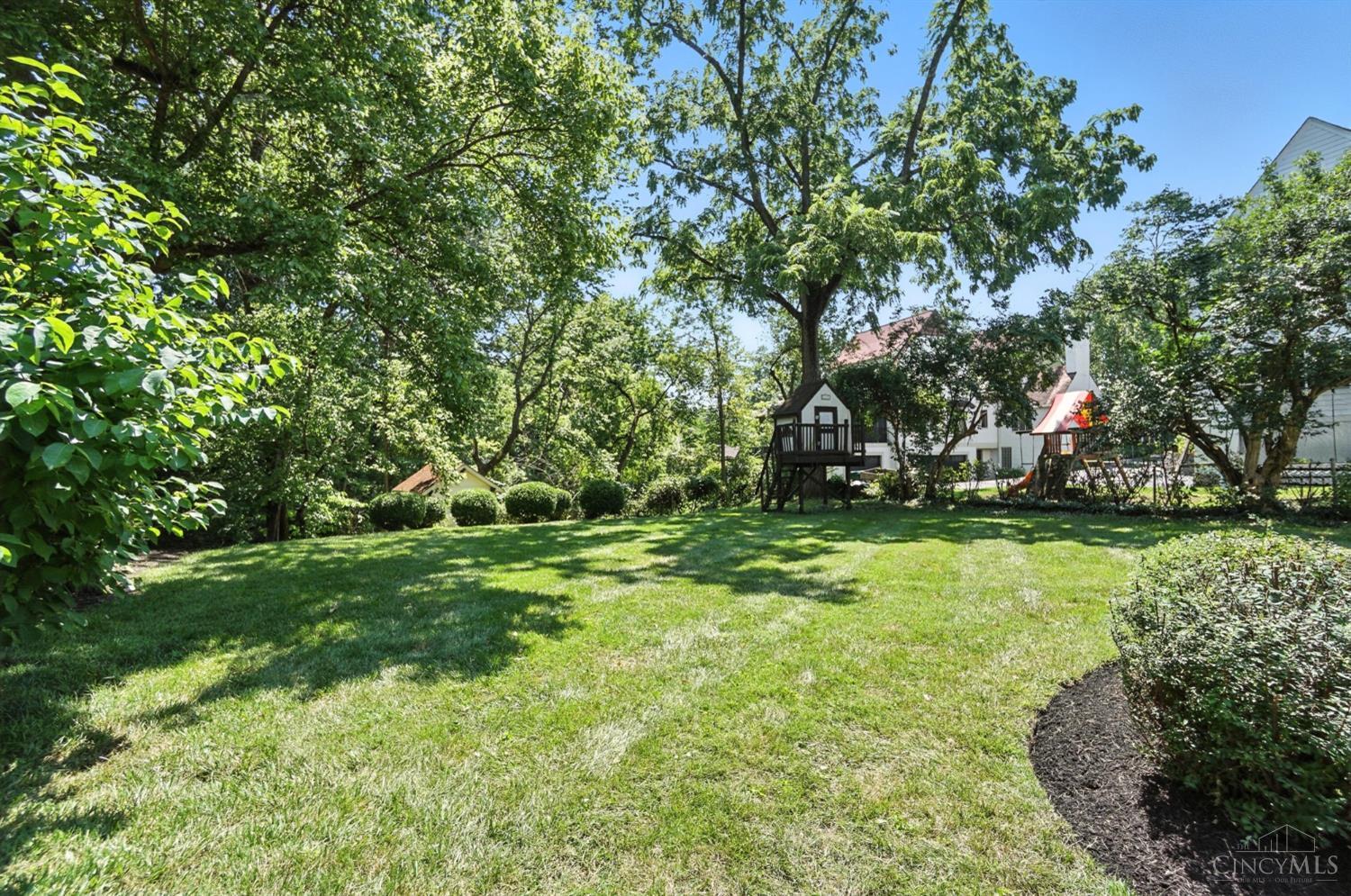 1338 Suncrest Drive