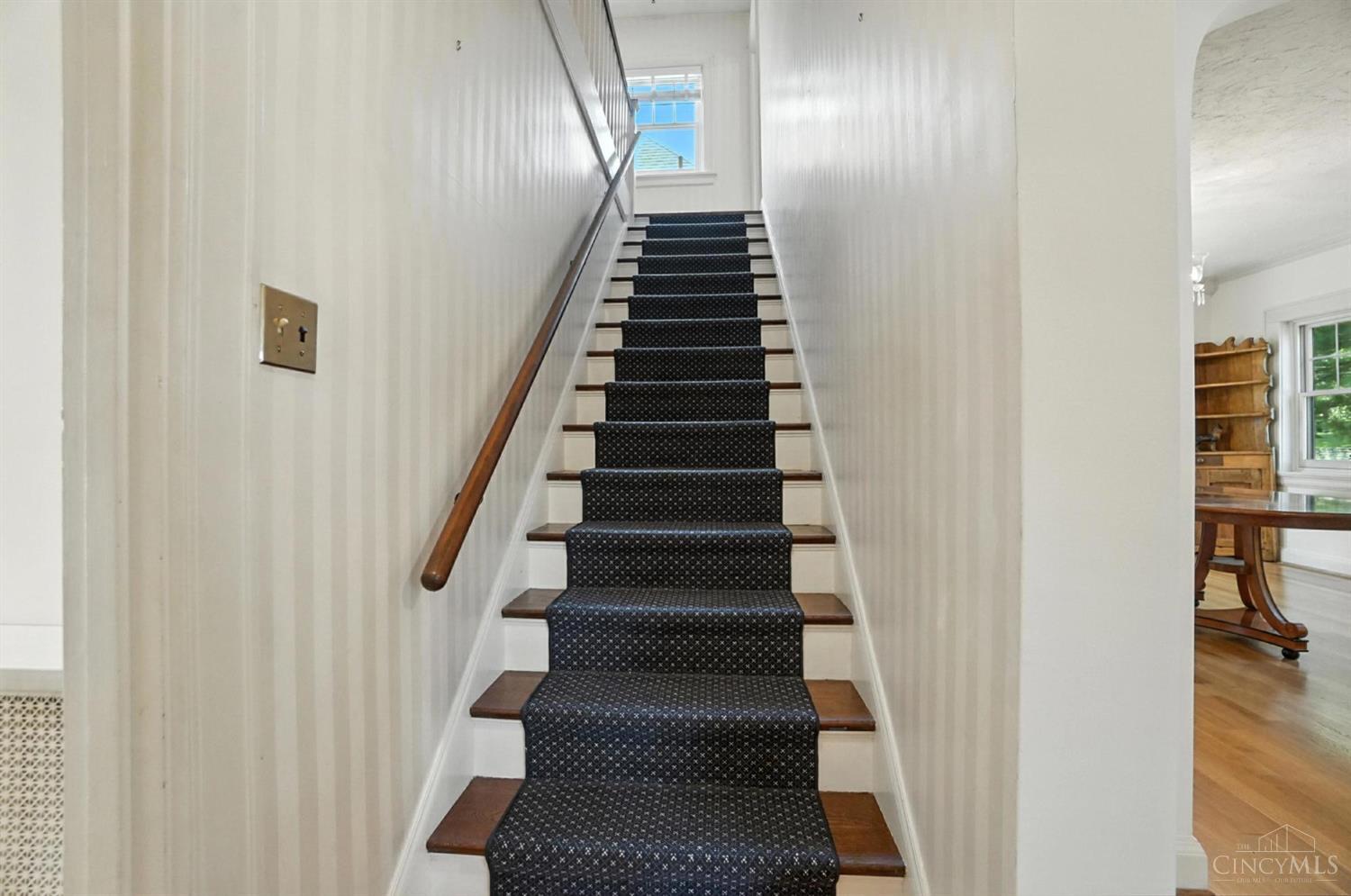 1338 Suncrest Drive