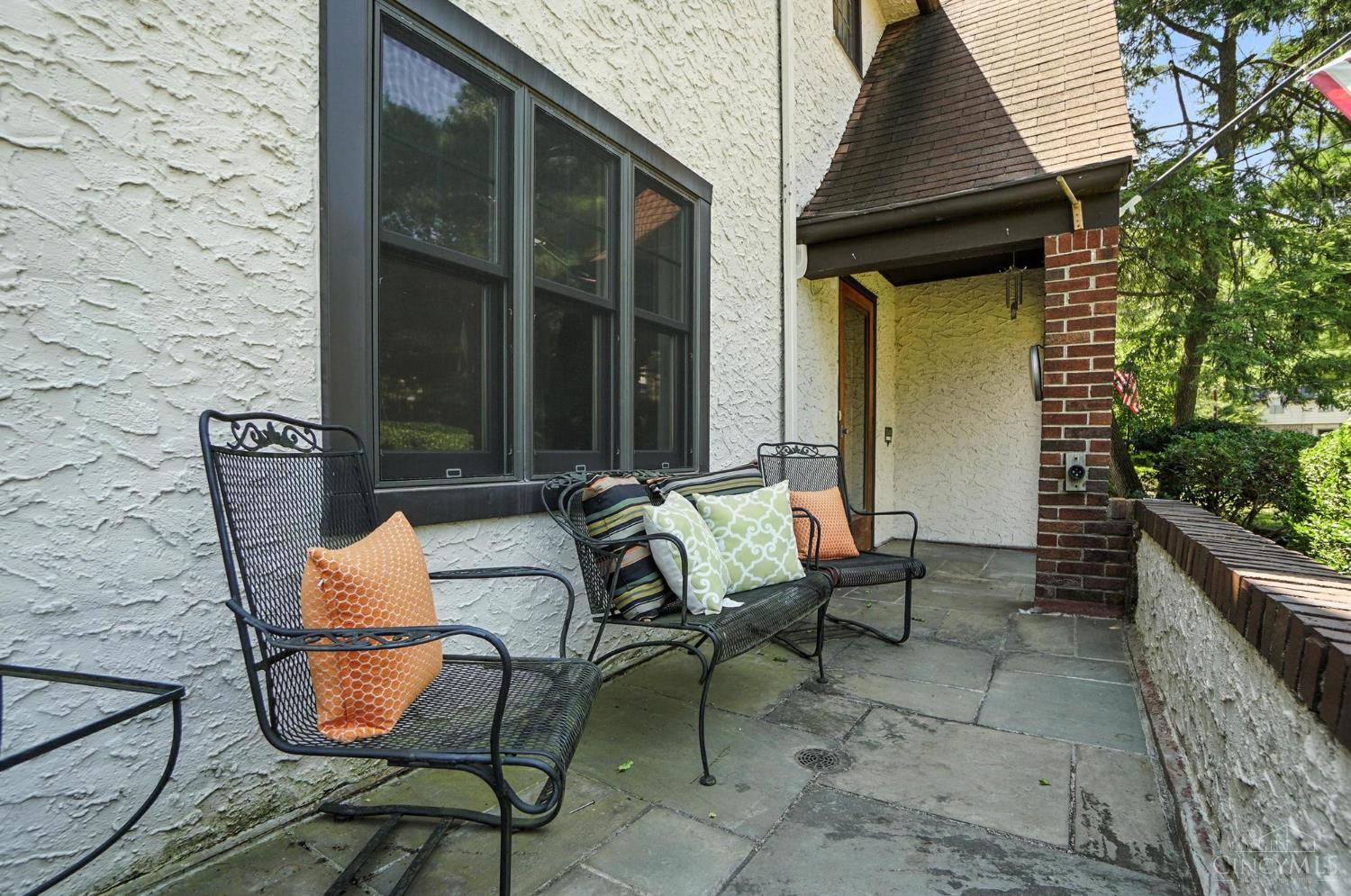 1338 Suncrest Drive