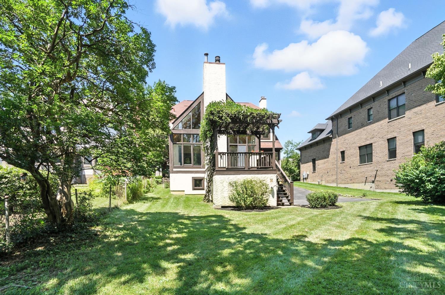 1338 Suncrest Drive