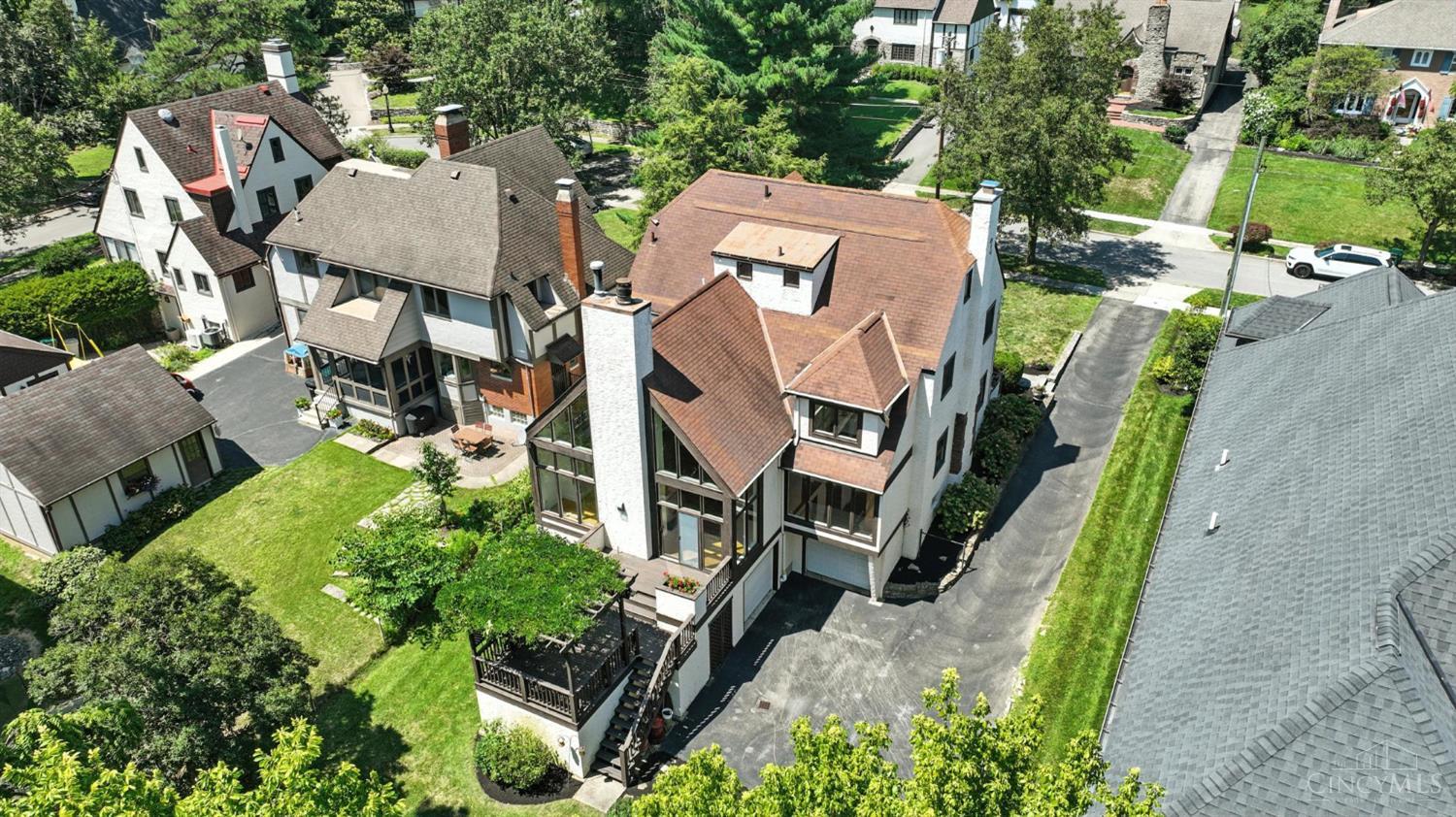 1338 Suncrest Drive