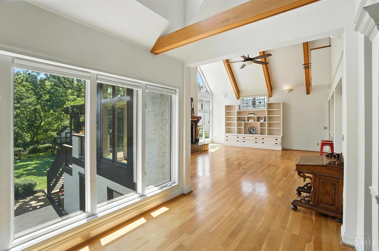 1338 Suncrest Drive