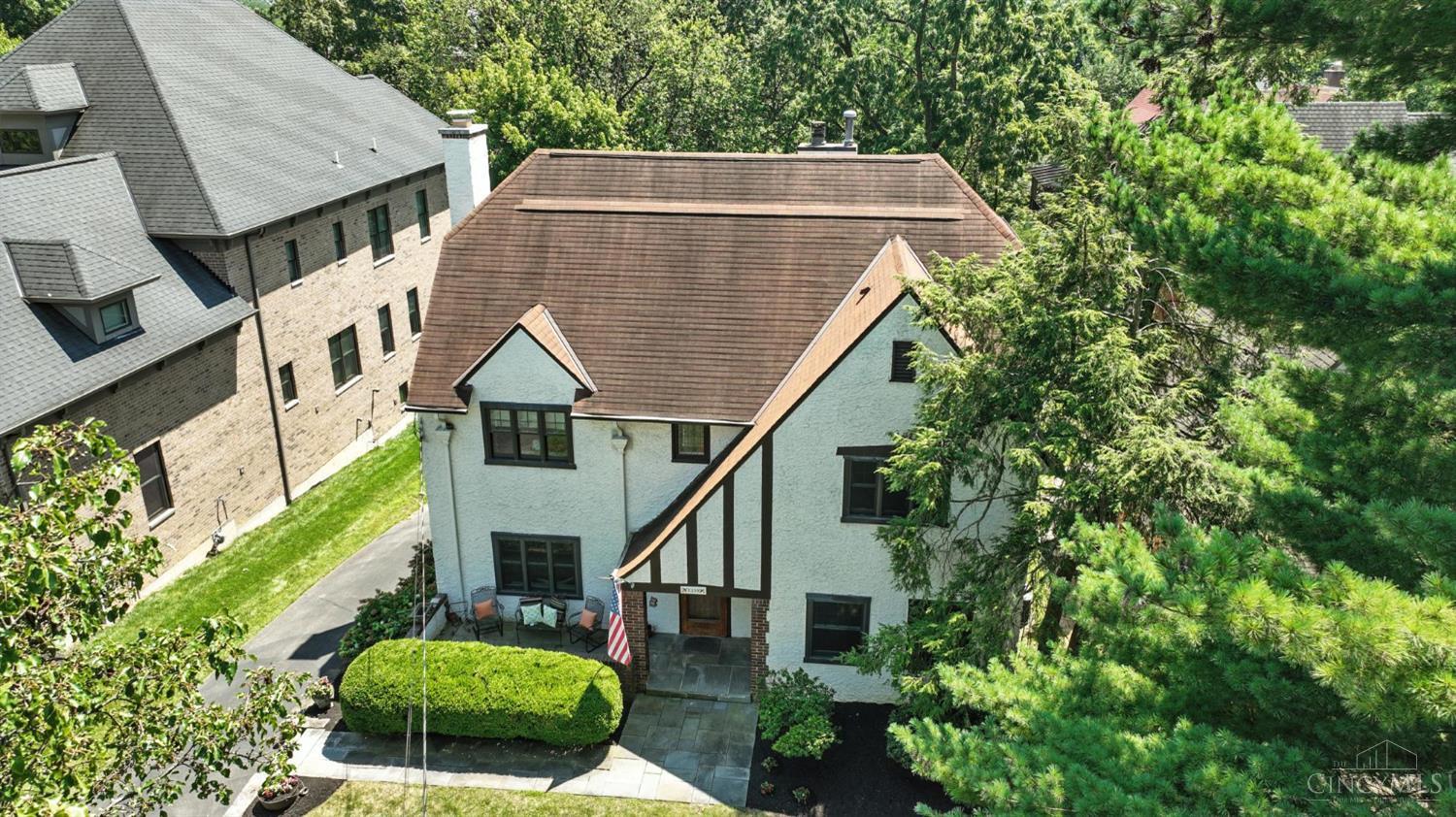 1338 Suncrest Drive