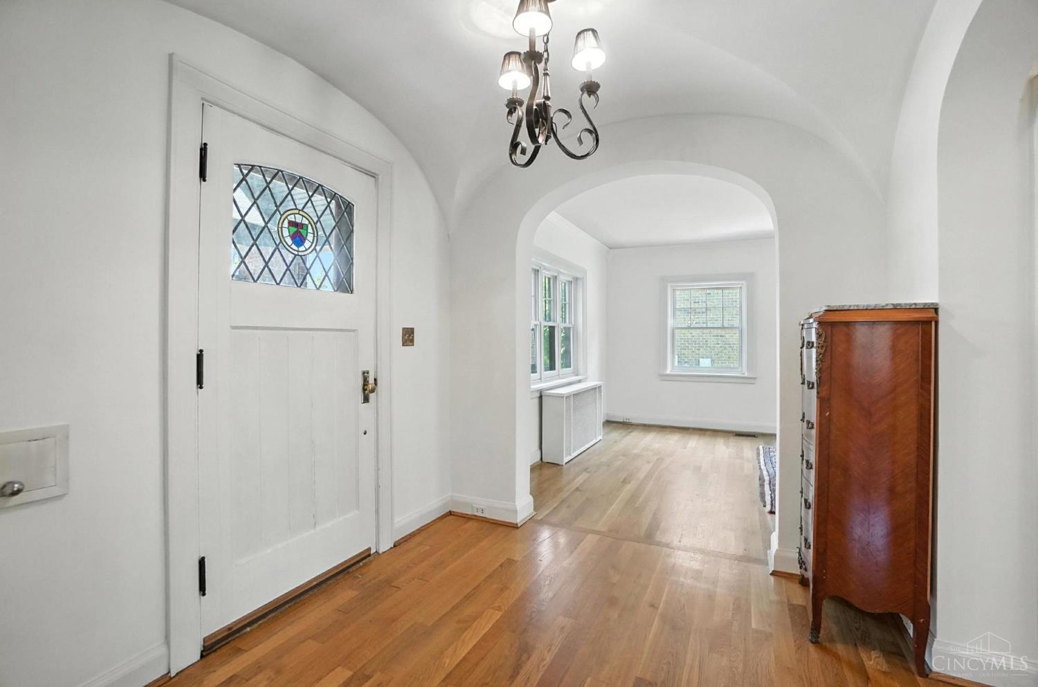 1338 Suncrest Drive