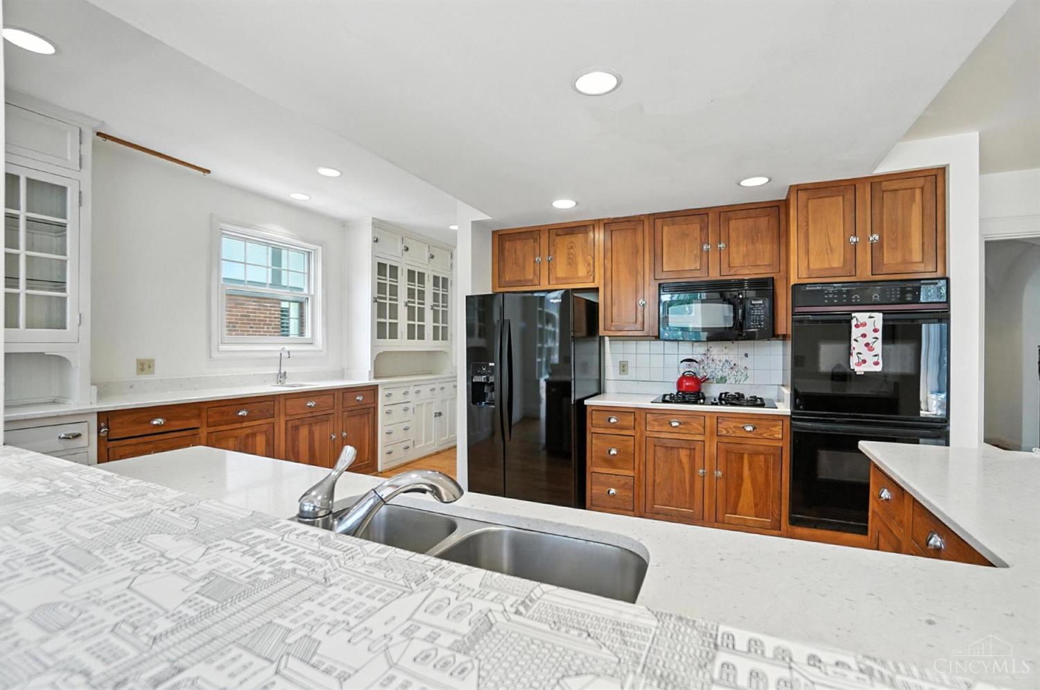 1338 Suncrest Drive