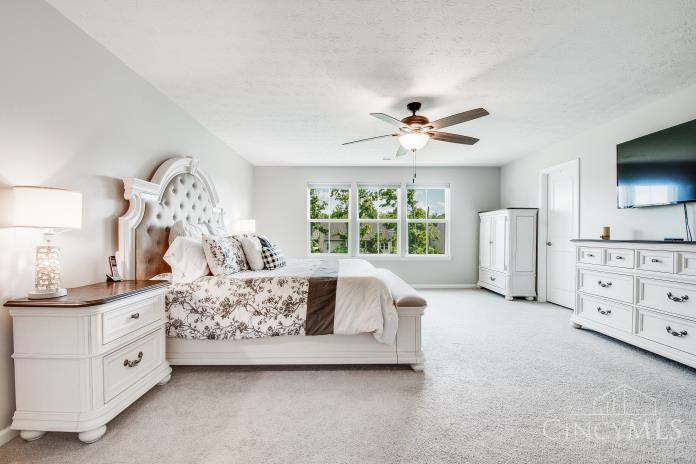 1425 Pine Bluffs Way