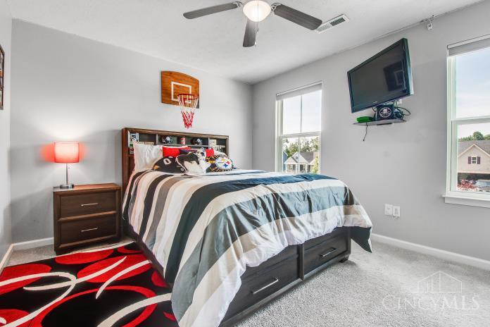 1425 Pine Bluffs Way