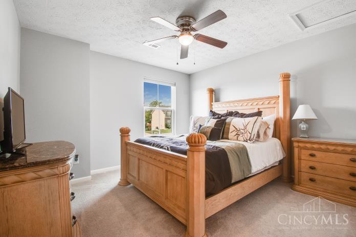 1425 Pine Bluffs Way