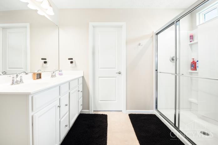 1425 Pine Bluffs Way