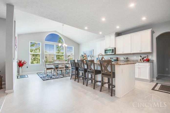 1425 Pine Bluffs Way