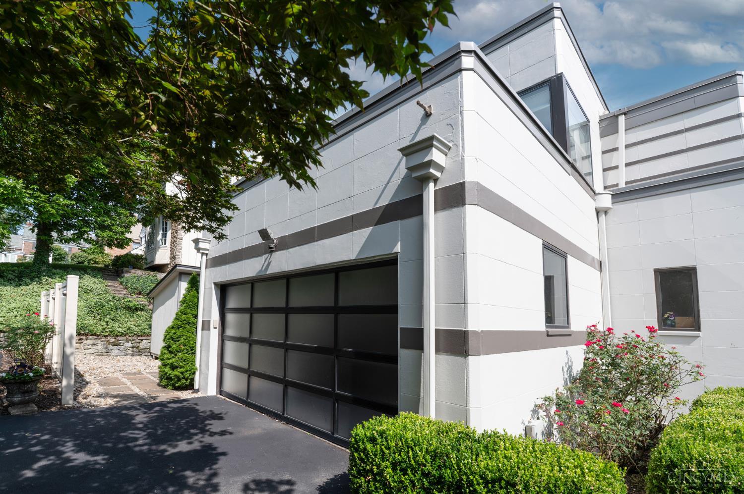 25 Observatory Hill