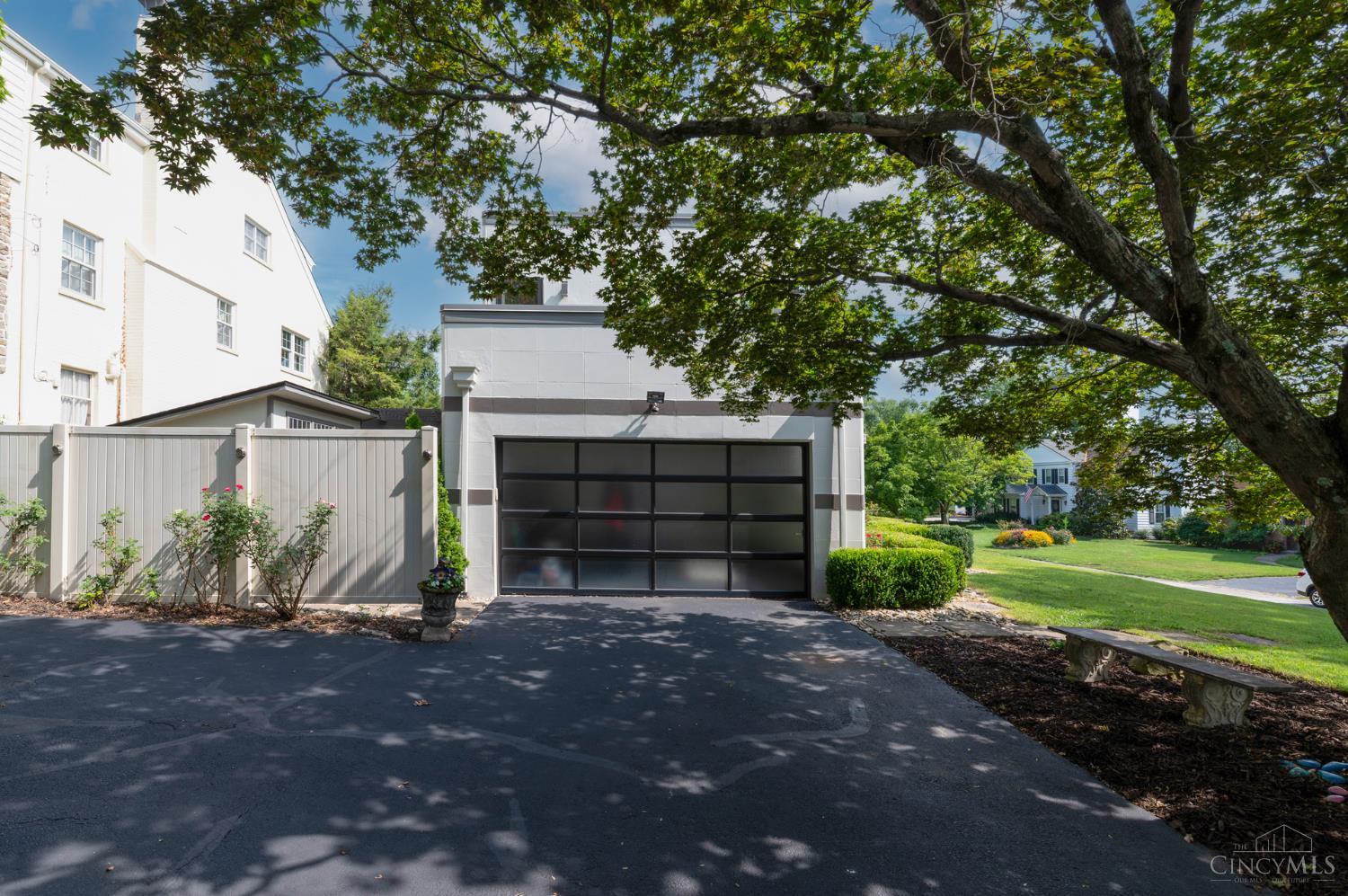 25 Observatory Hill