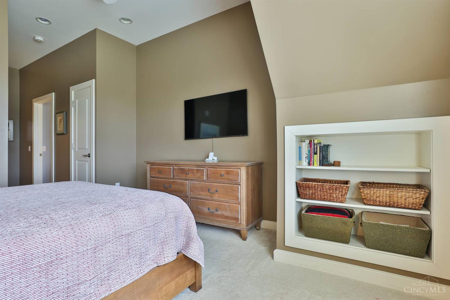 3901 West Street 308