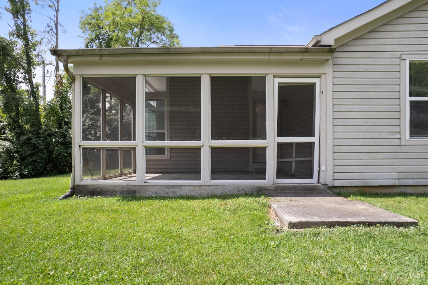 1182 McGuffey Lane