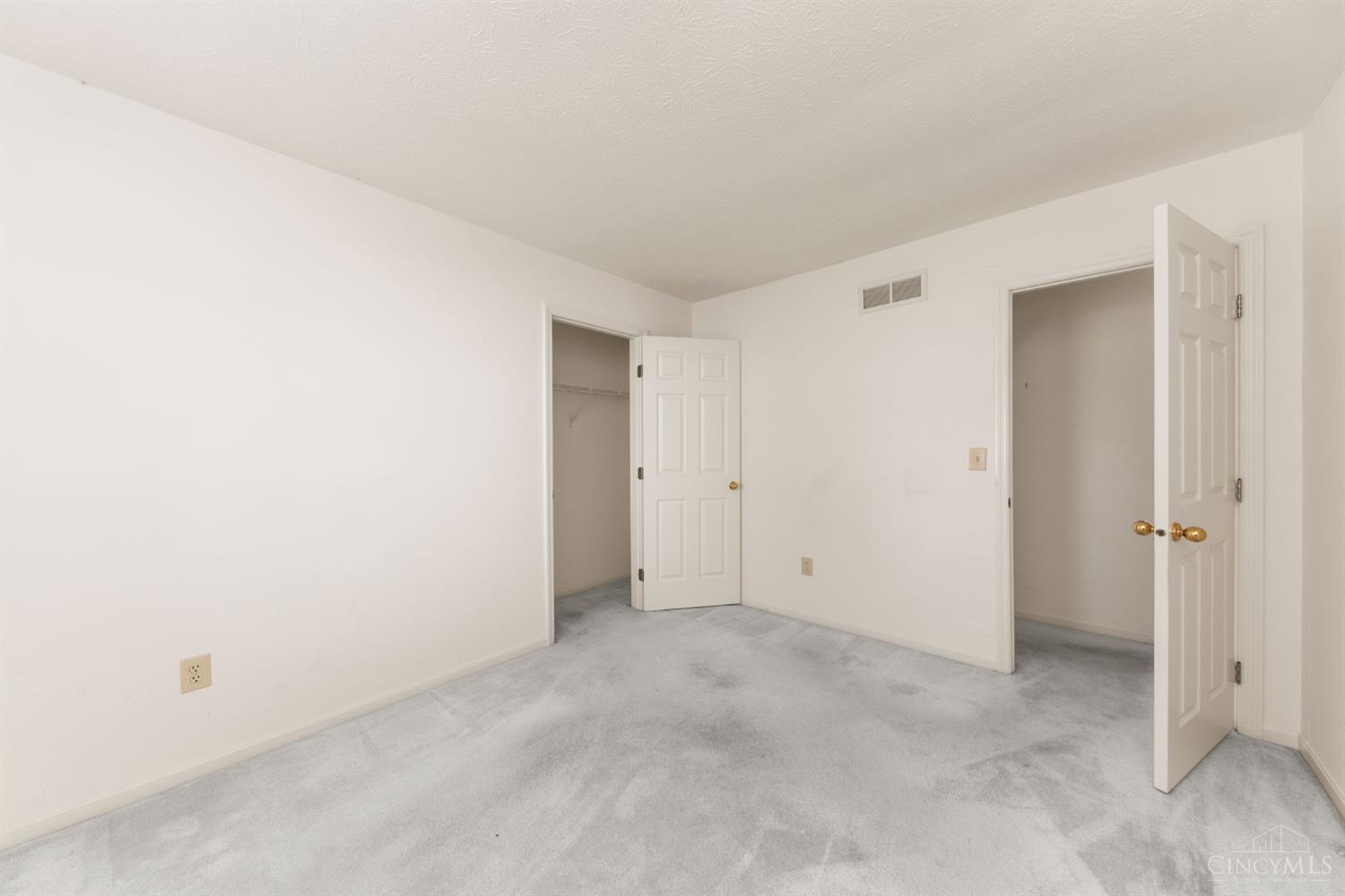 1182 McGuffey Lane