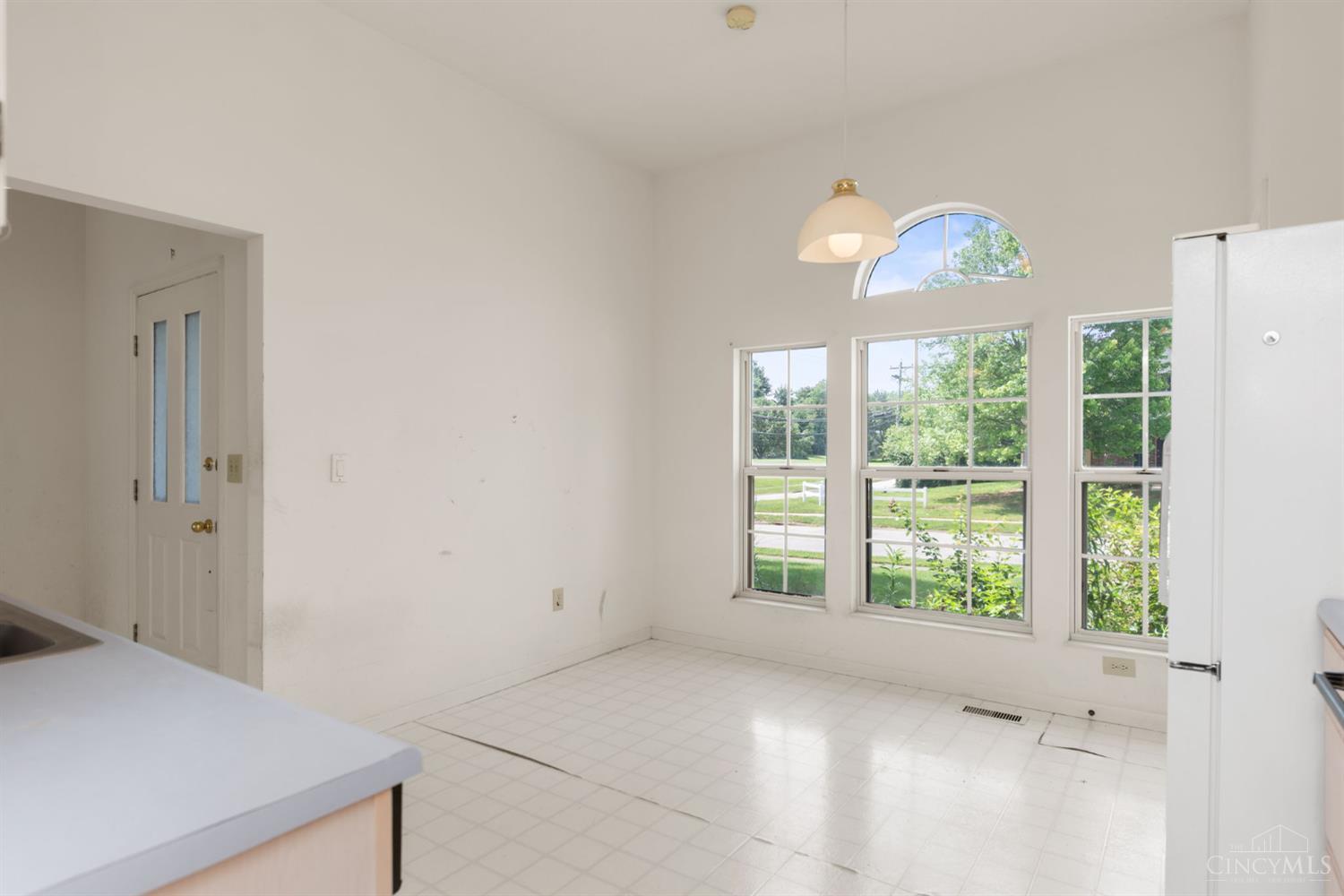 1182 McGuffey Lane