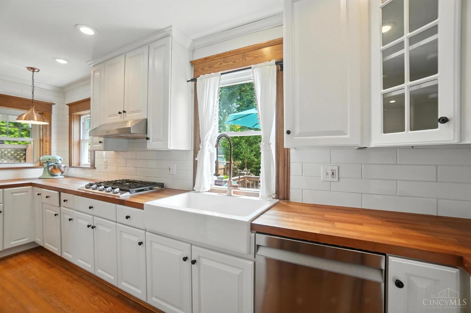 4722 Glenshade Avenue