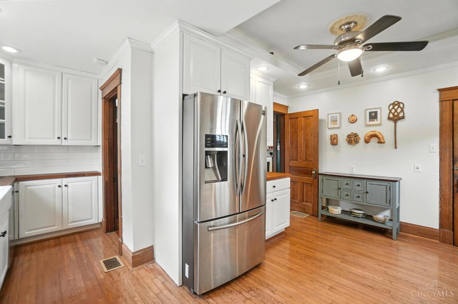 4722 Glenshade Avenue