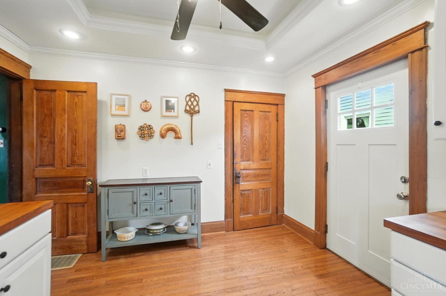 4722 Glenshade Avenue