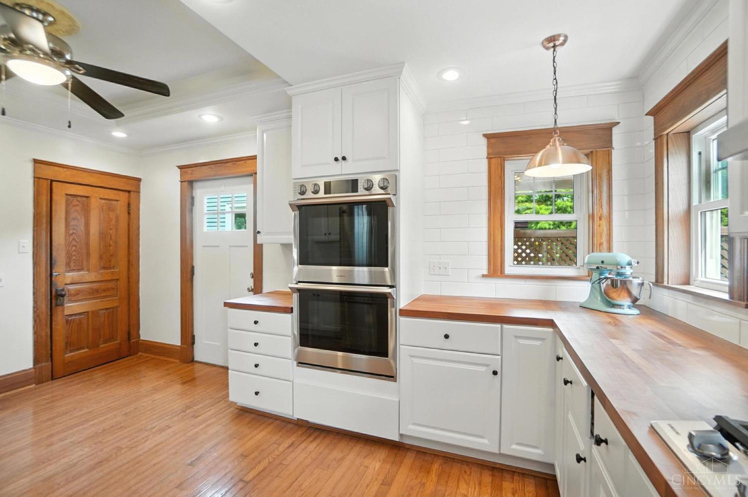 4722 Glenshade Avenue