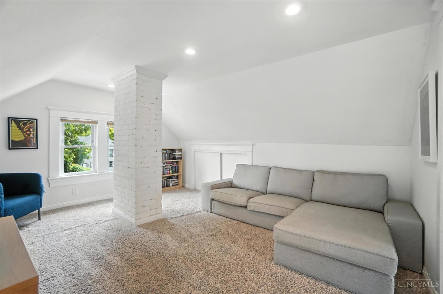 4722 Glenshade Avenue