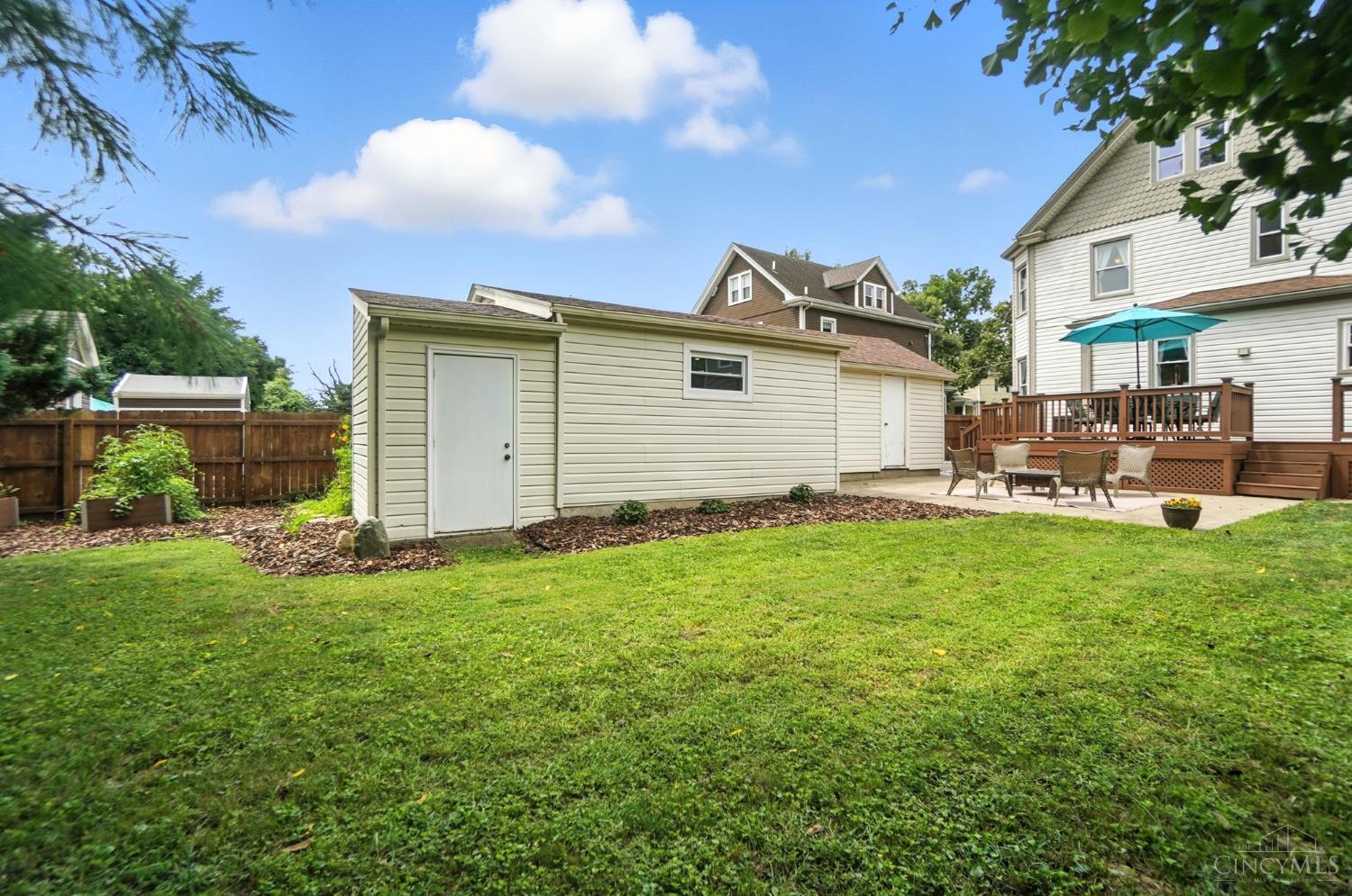 4722 Glenshade Avenue