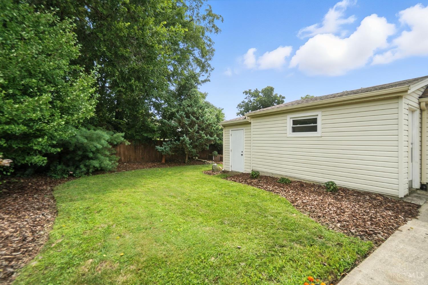 4722 Glenshade Avenue