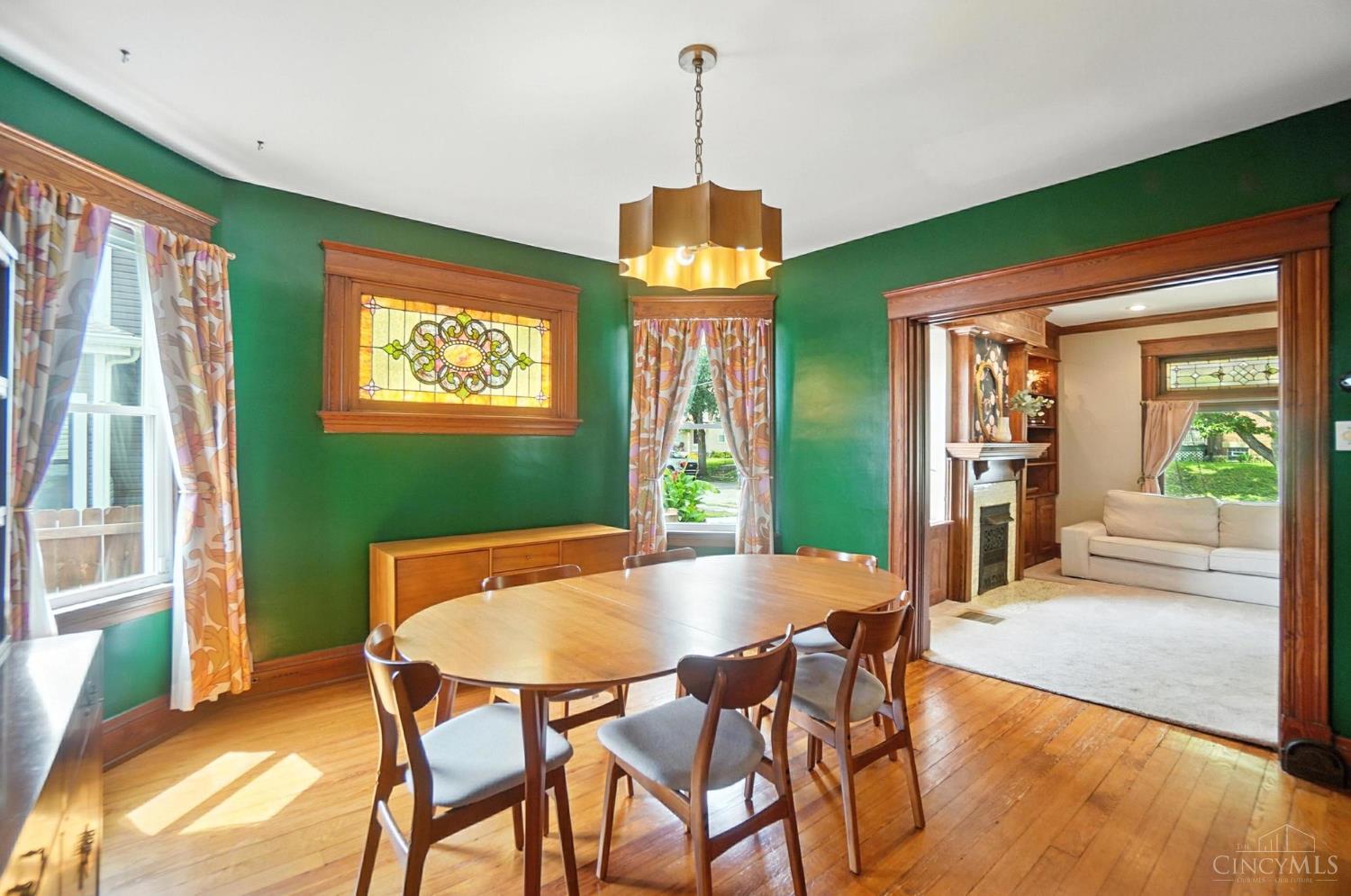 4722 Glenshade Avenue