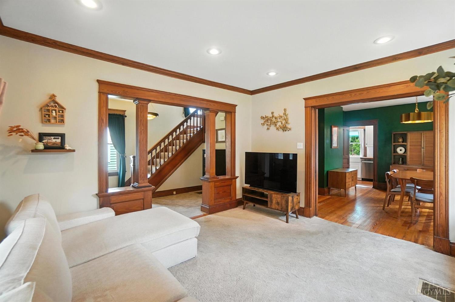 4722 Glenshade Avenue