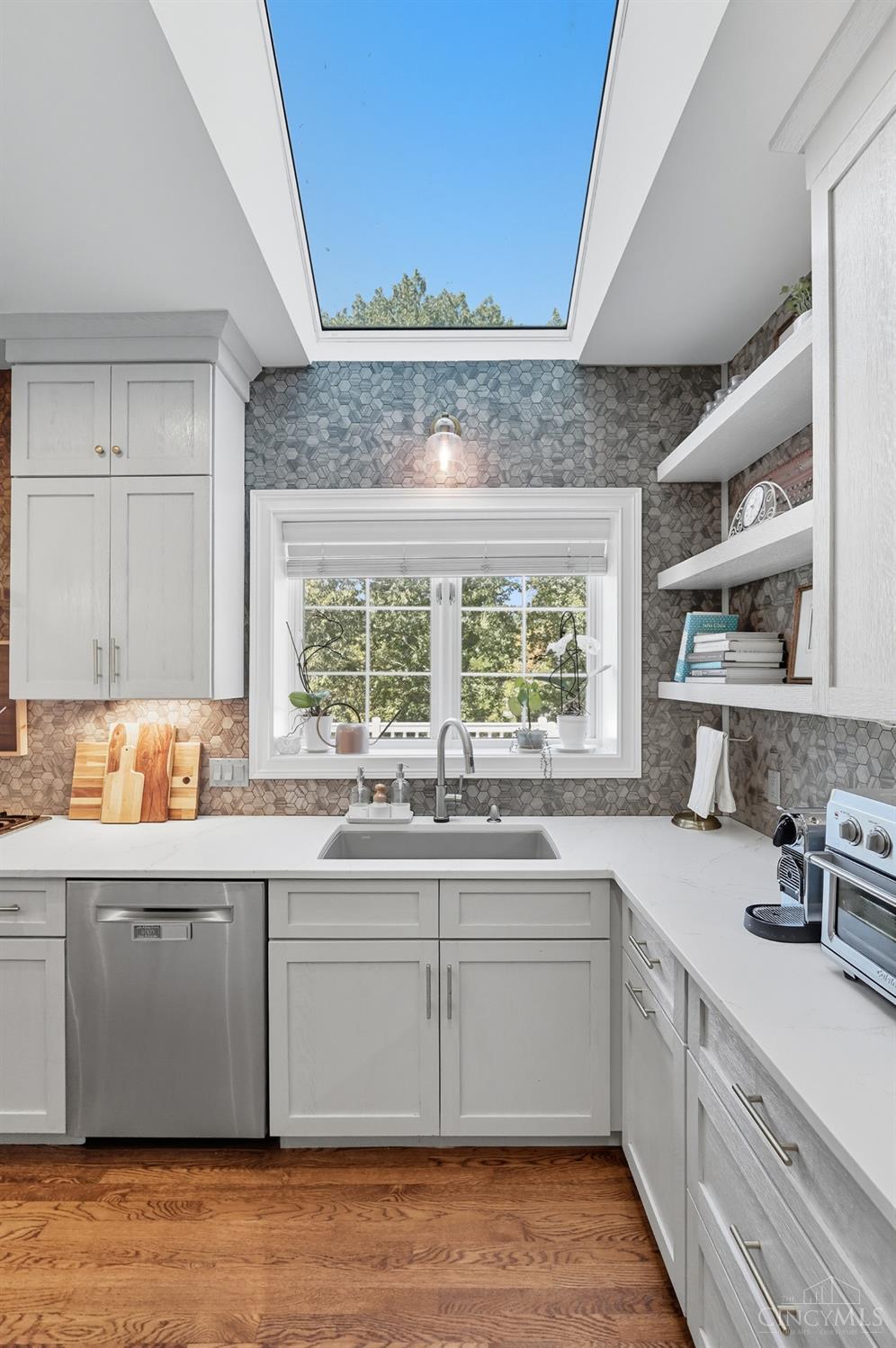 1221 Mistymeadow Lane