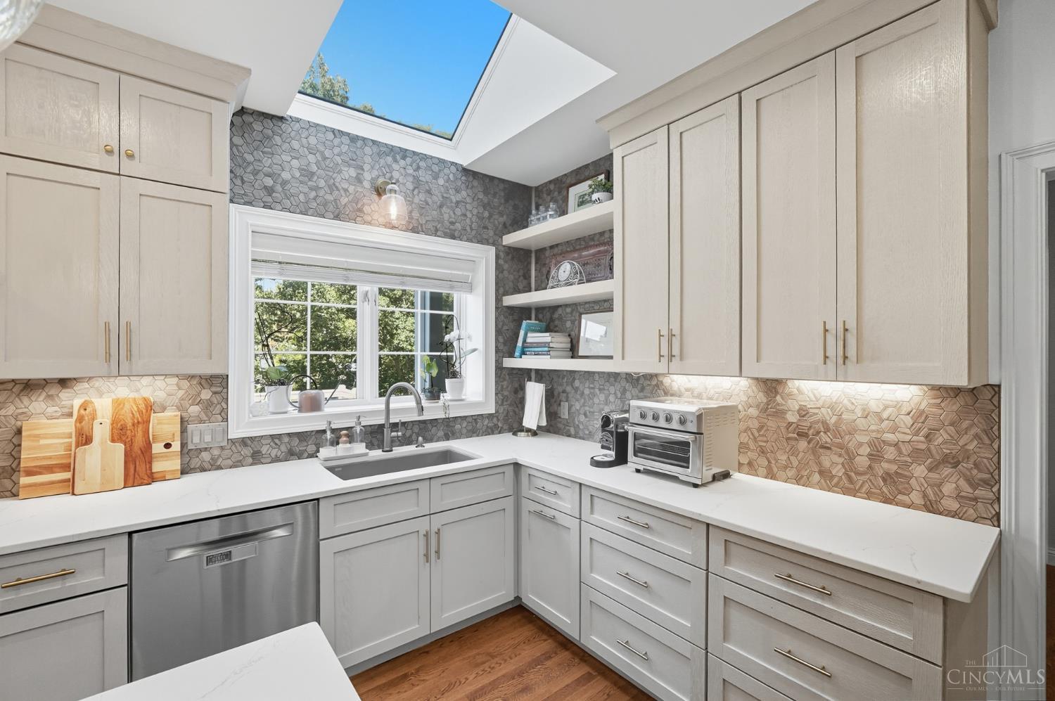 1221 Mistymeadow Lane