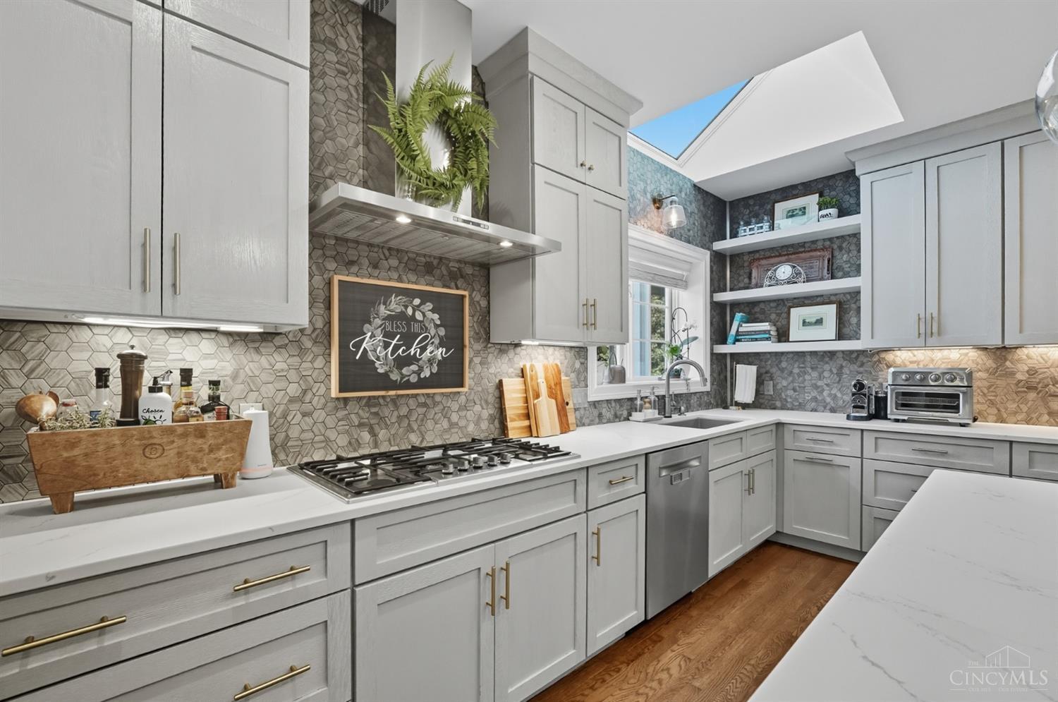 1221 Mistymeadow Lane