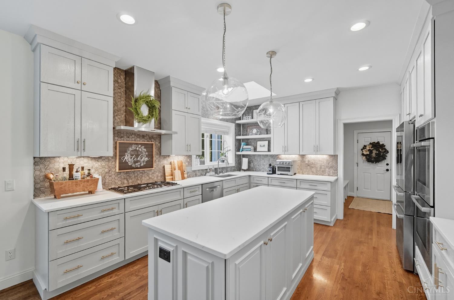 1221 Mistymeadow Lane