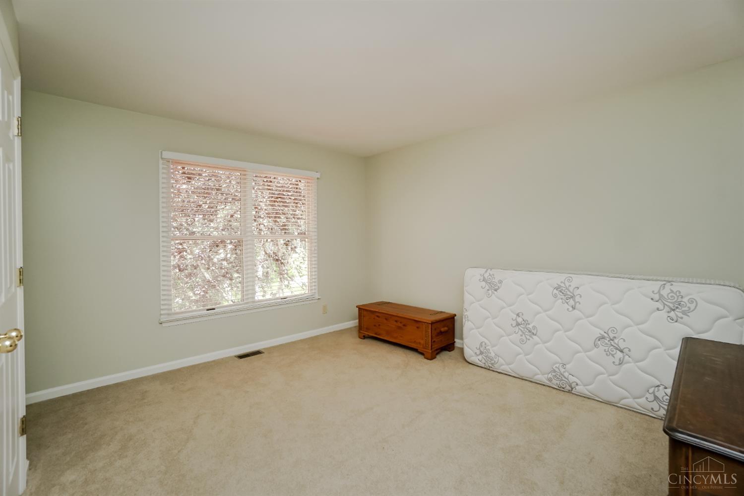 1323 Thornbird Drive