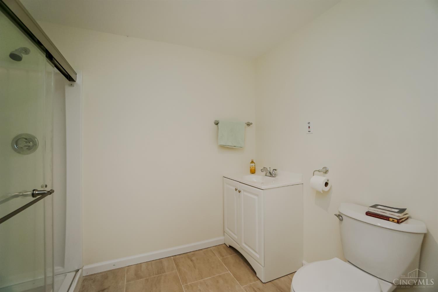 1323 Thornbird Drive