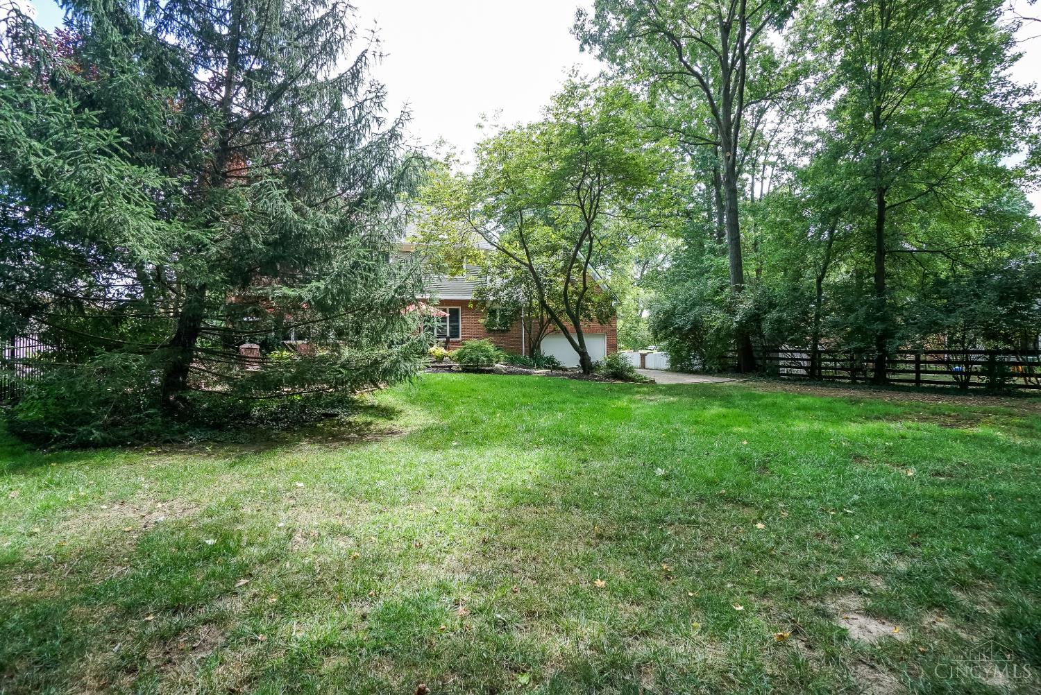 1323 Thornbird Drive