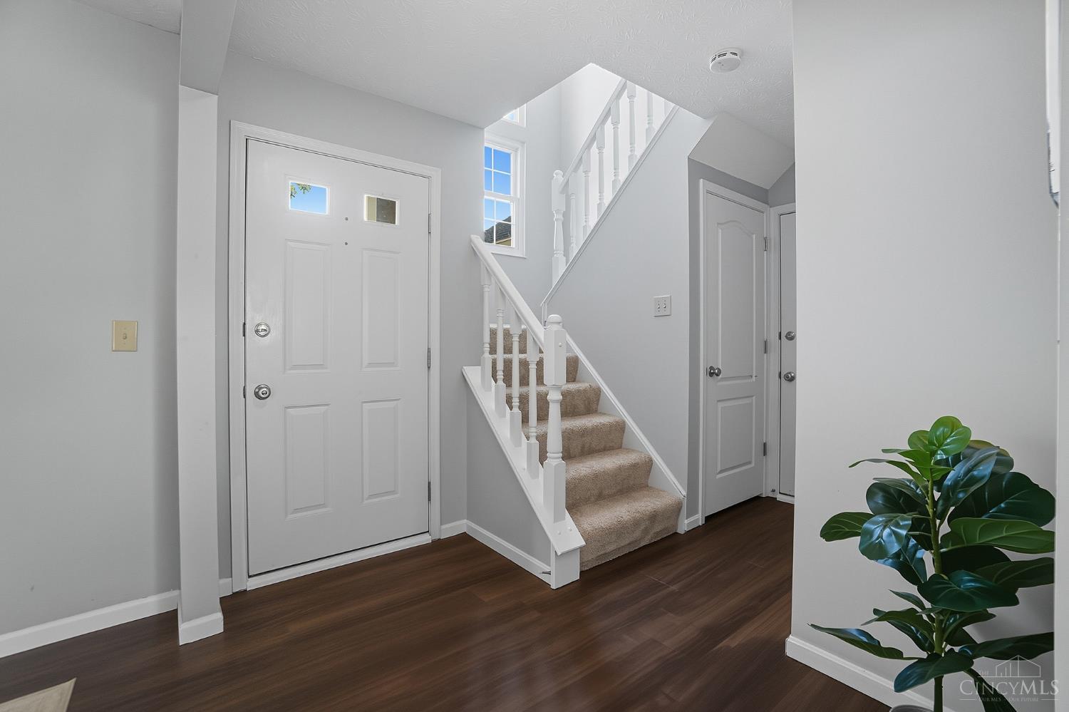 2429 Candlemakers Lane