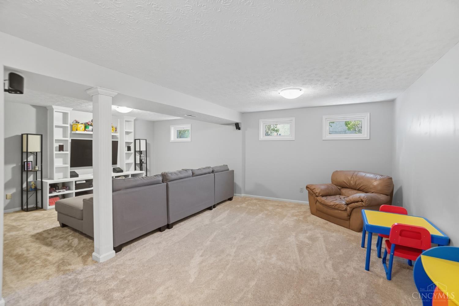 2429 Candlemakers Lane