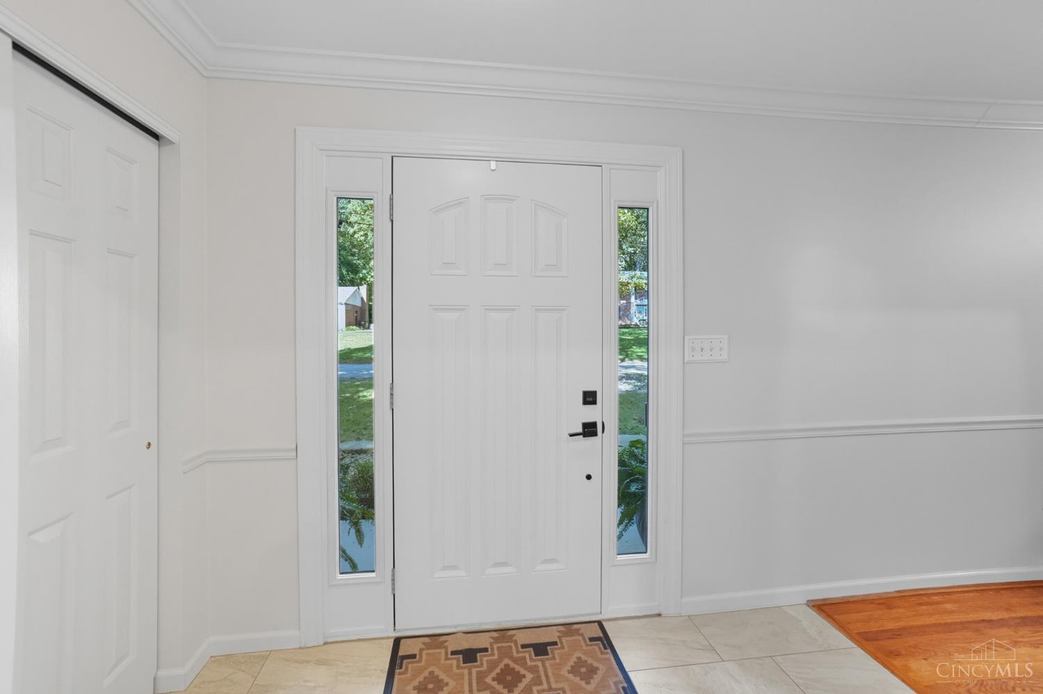 814 Oak Canyon Drive