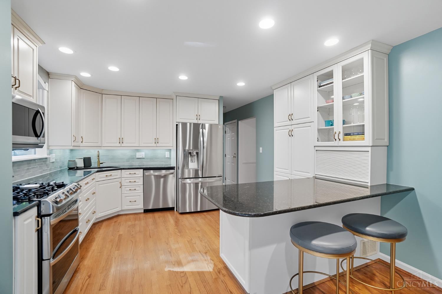 814 Oak Canyon Drive