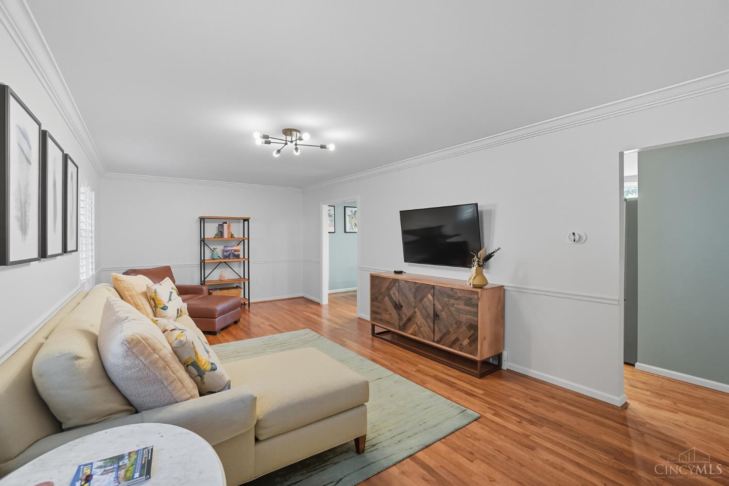 814 Oak Canyon Drive