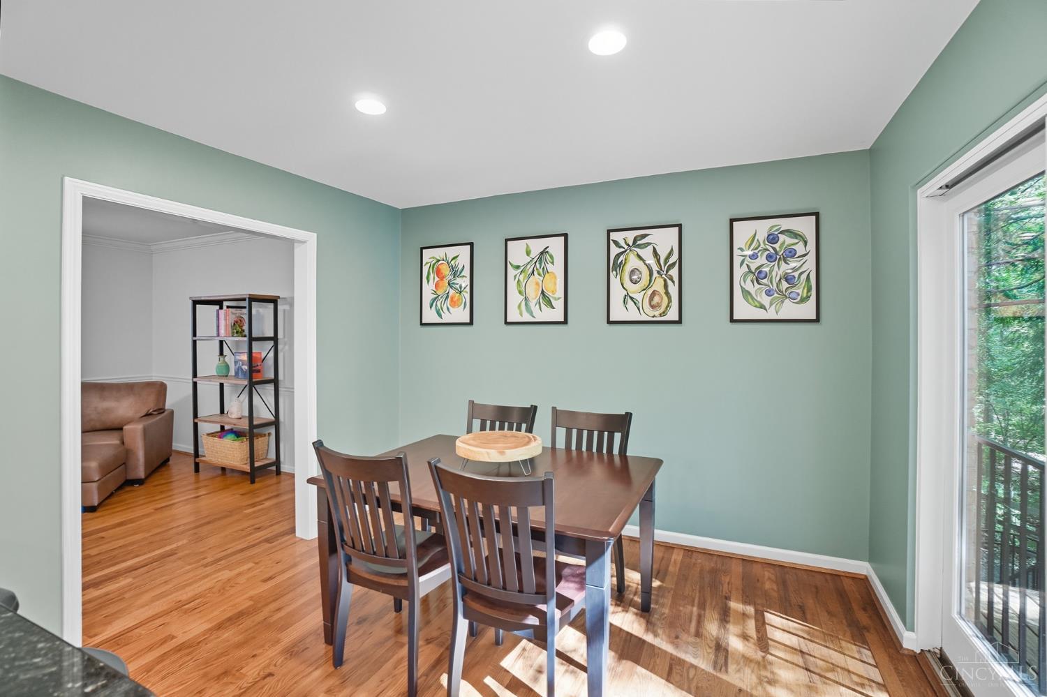 814 Oak Canyon Drive