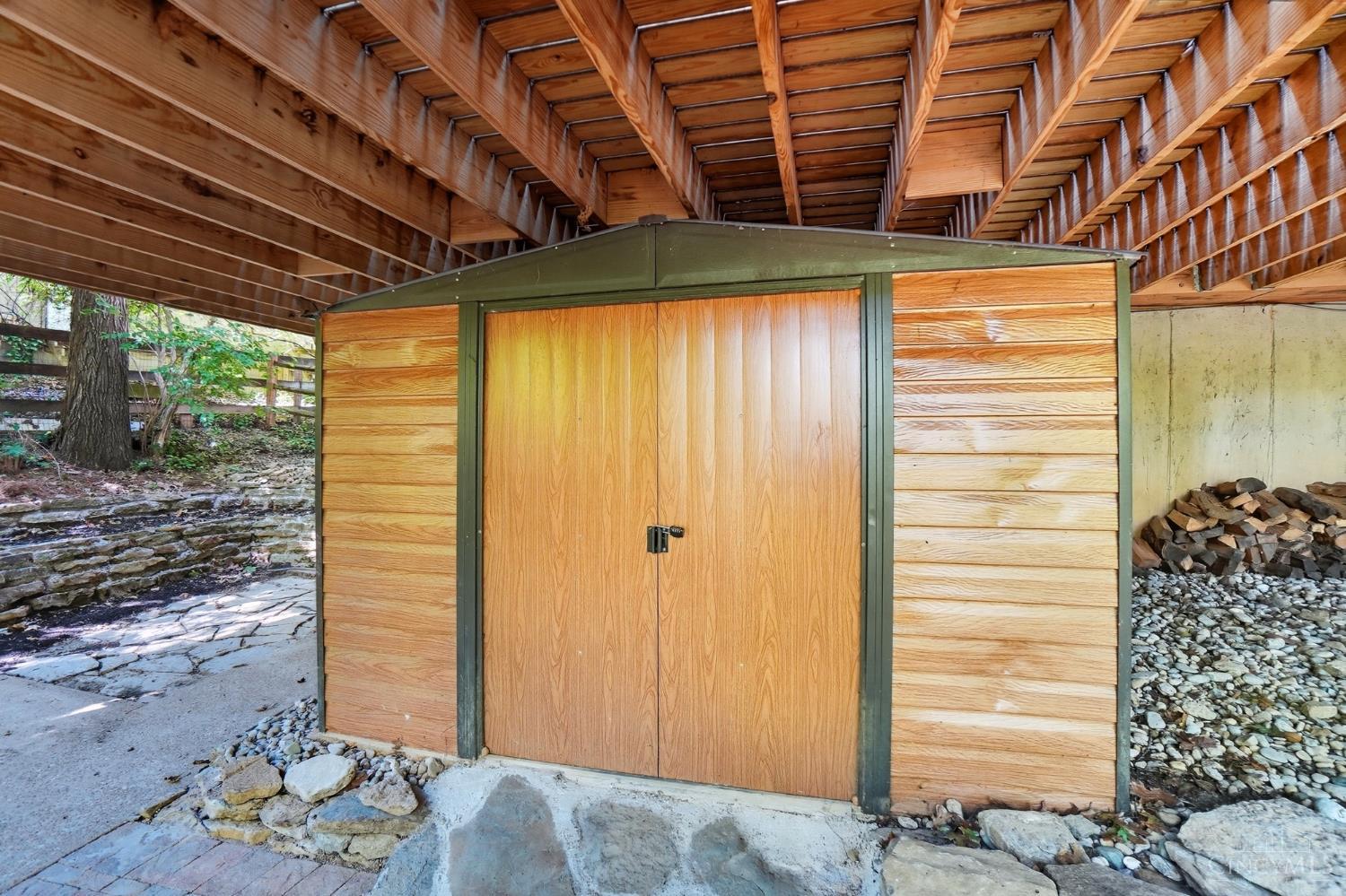 814 Oak Canyon Drive