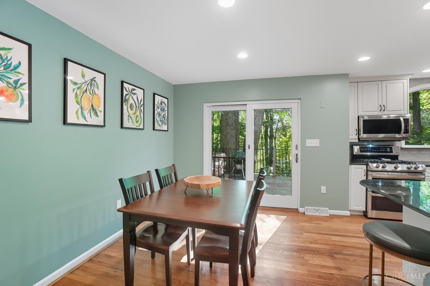 814 Oak Canyon Drive