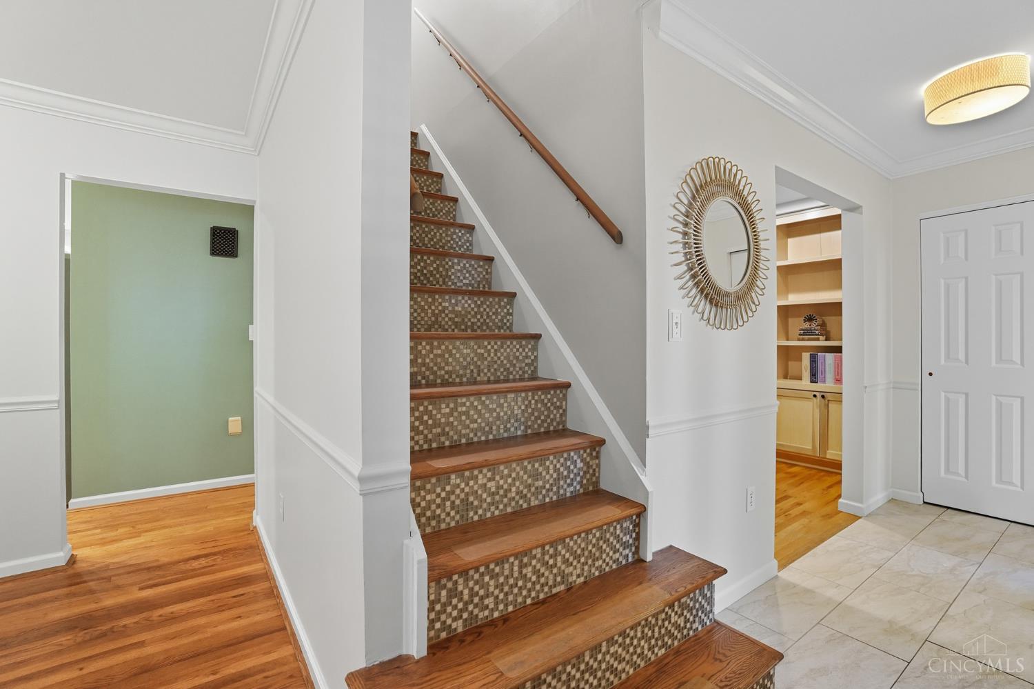 814 Oak Canyon Drive