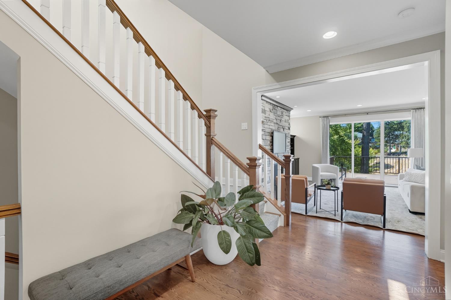 3633 Stettinius Avenue