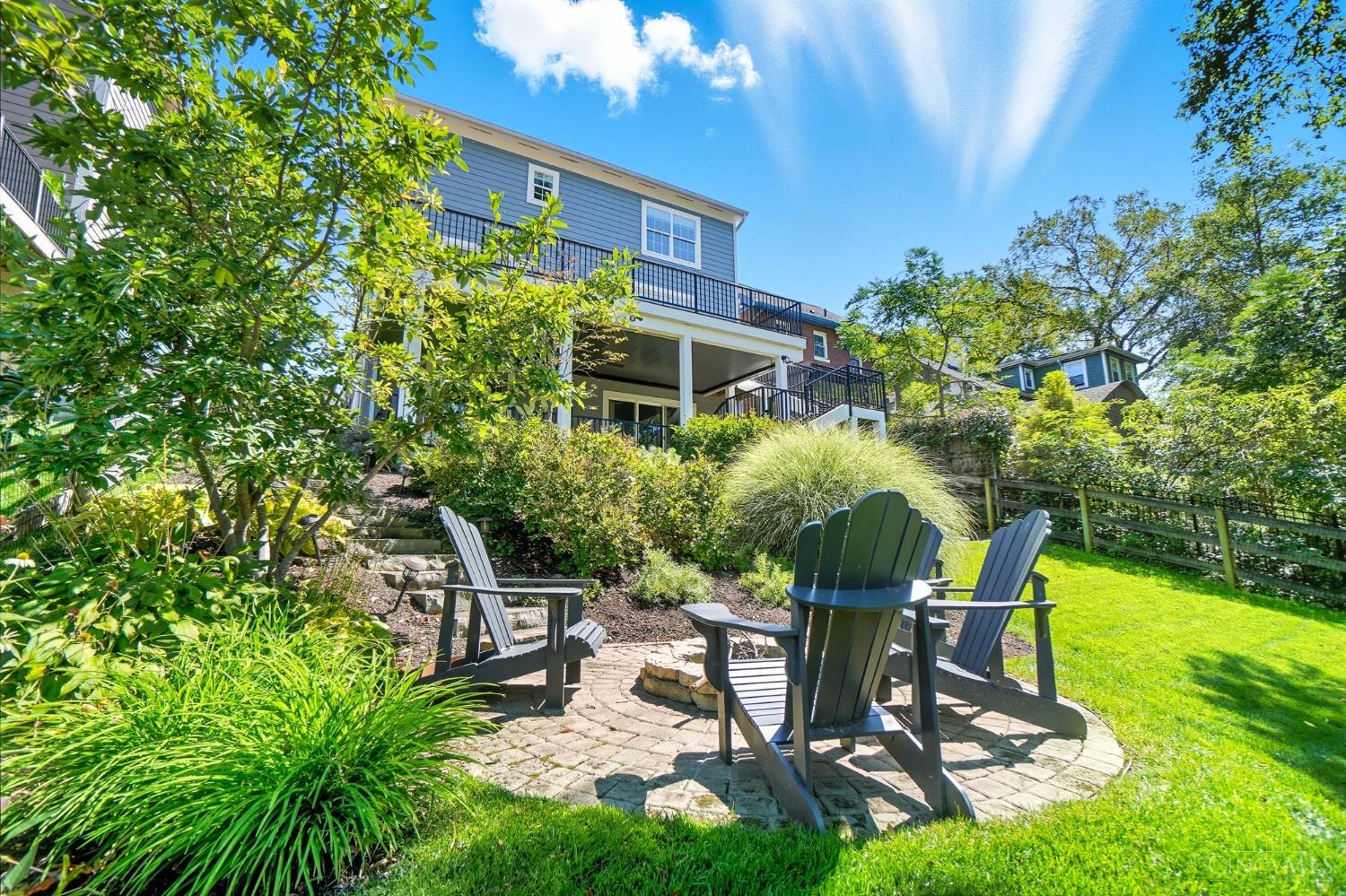 3633 Stettinius Avenue