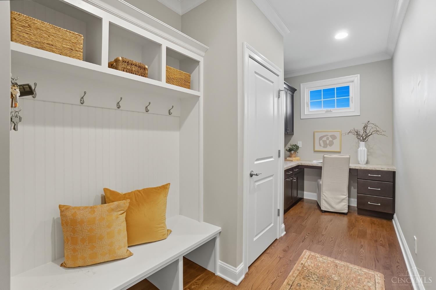 3633 Stettinius Avenue